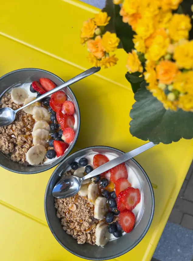 Griekse yoghurt bowls